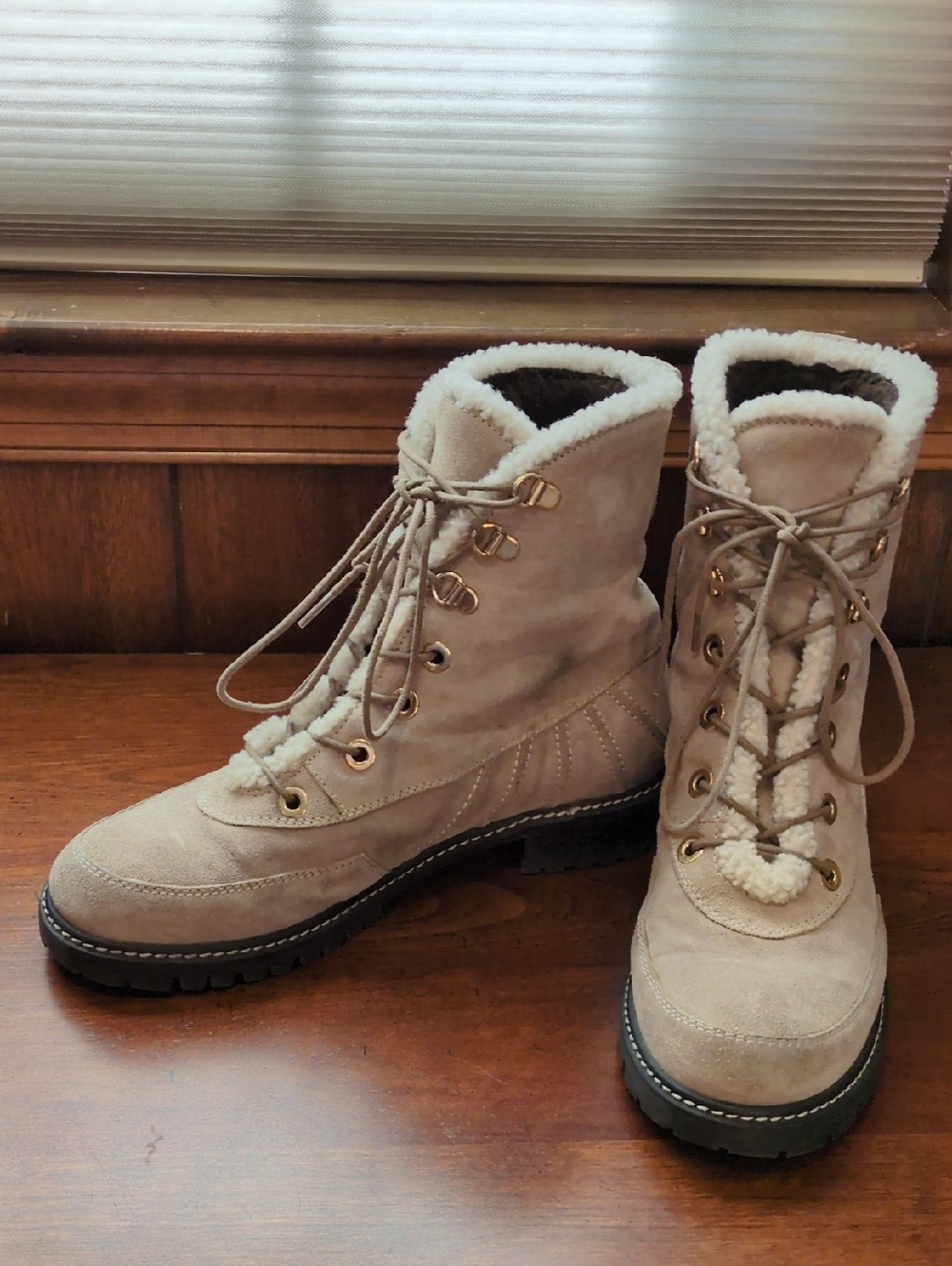 Stuart Weitzman Suede Shearling Boots In Taupe Size 7.5